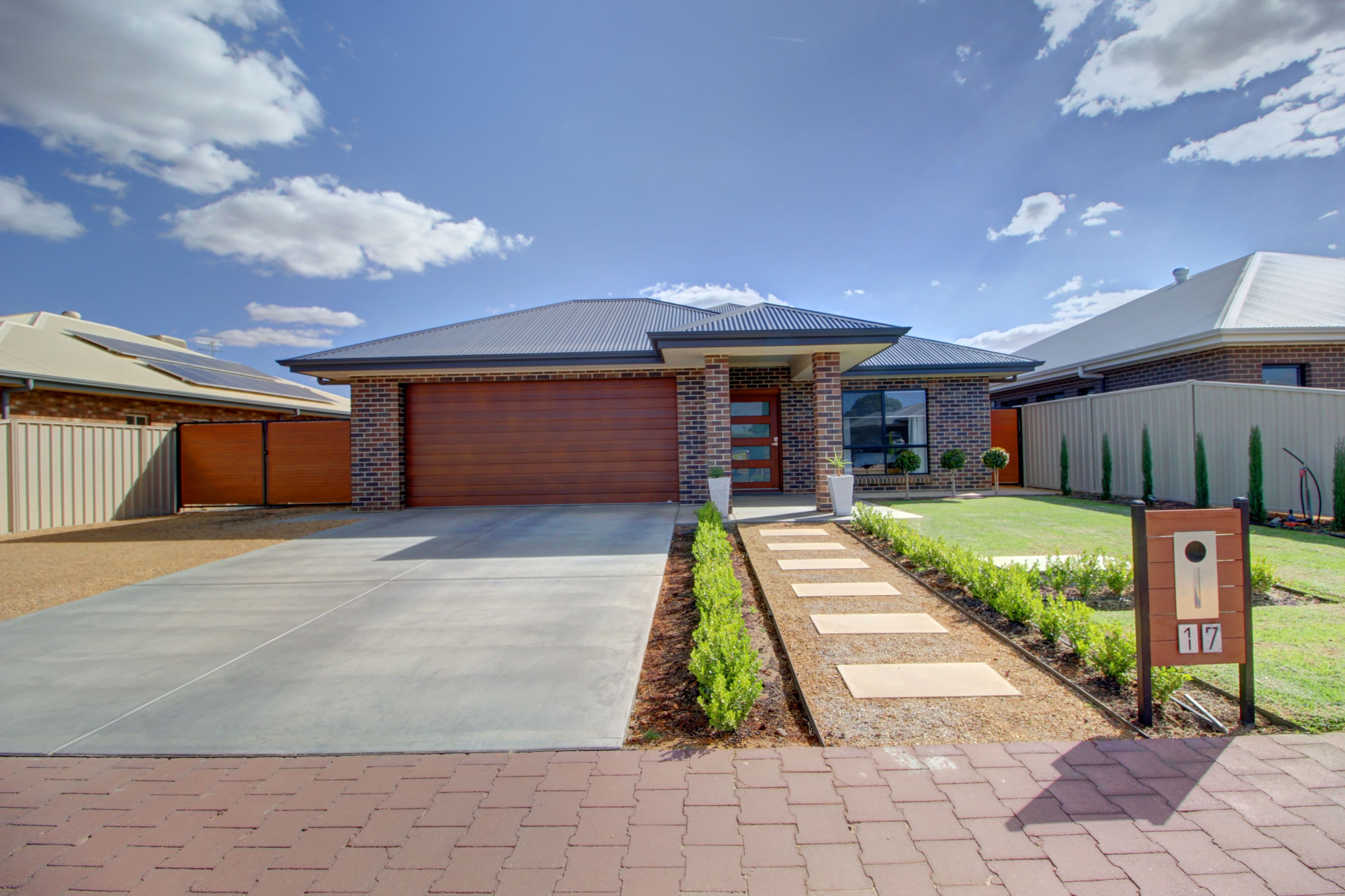 17 Barrington Street, Renmark SA 5341, Renmark - Image 1
