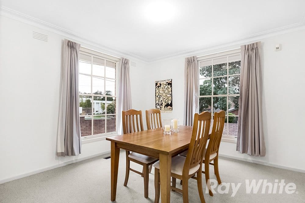 9 Dunsmuir Drive, Mount Waverley VIC 3149, Mount Waverley - Thumbnail 5