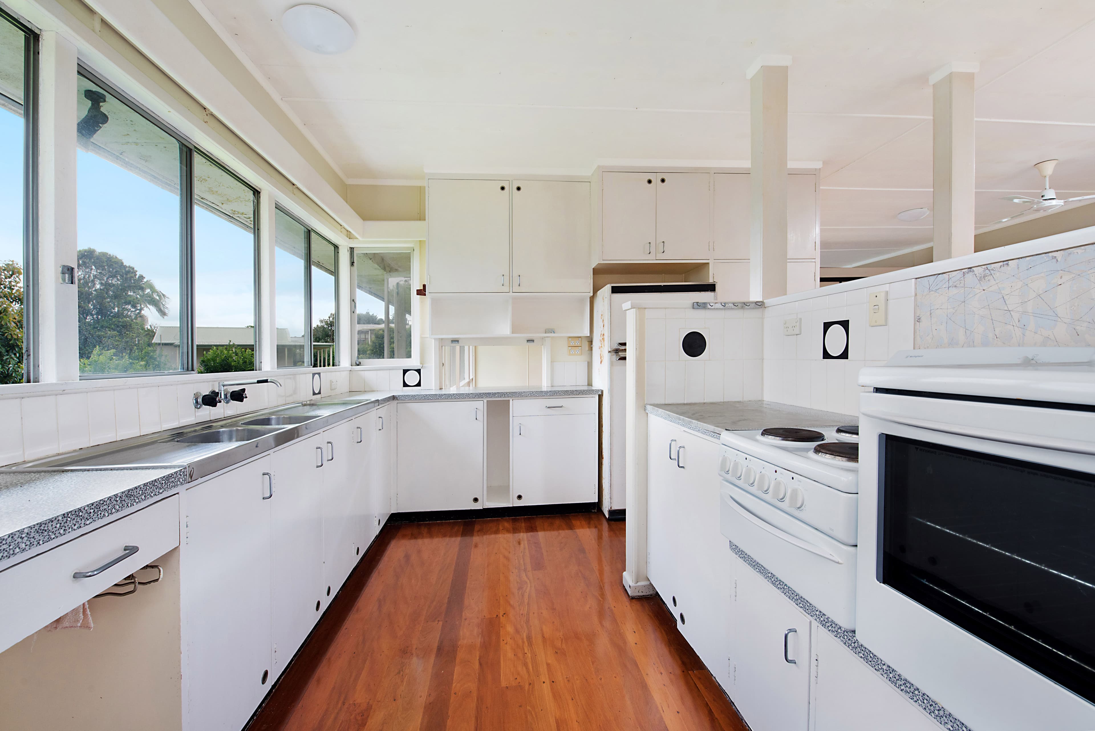28 Tamarind Street, Maleny QLD 4552, Maleny - Thumbnail 4
