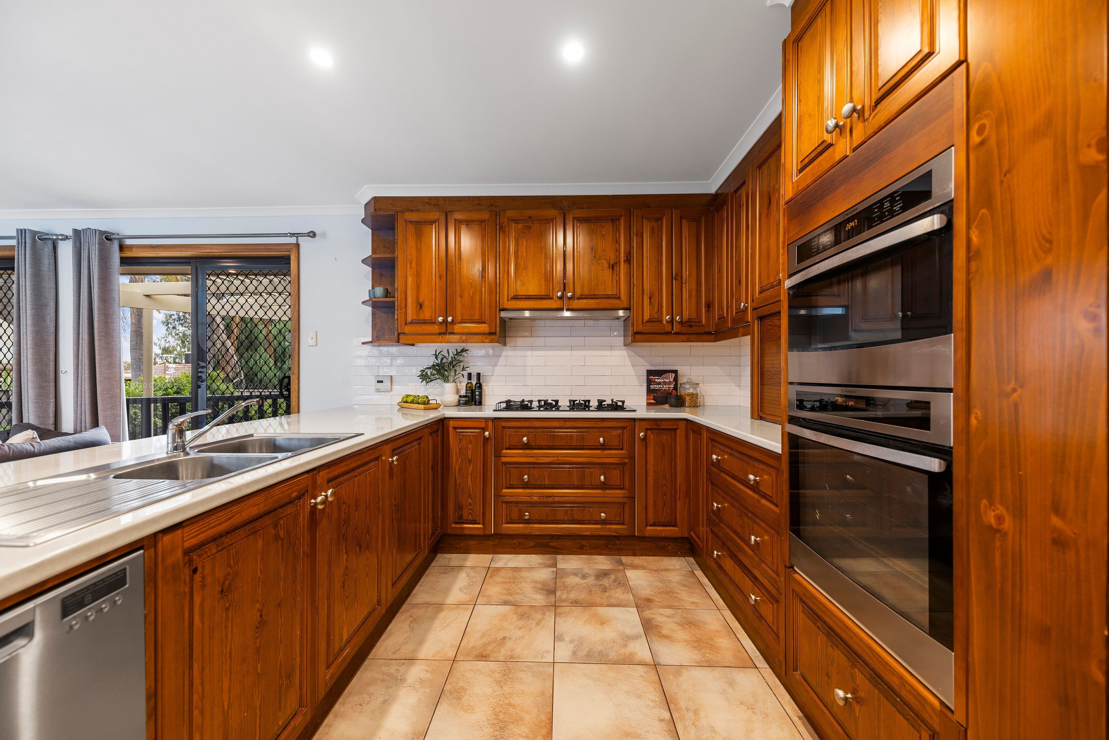 25 Pringle Avenue, Surrey Downs SA 5126, Surrey Downs - Thumbnail 8