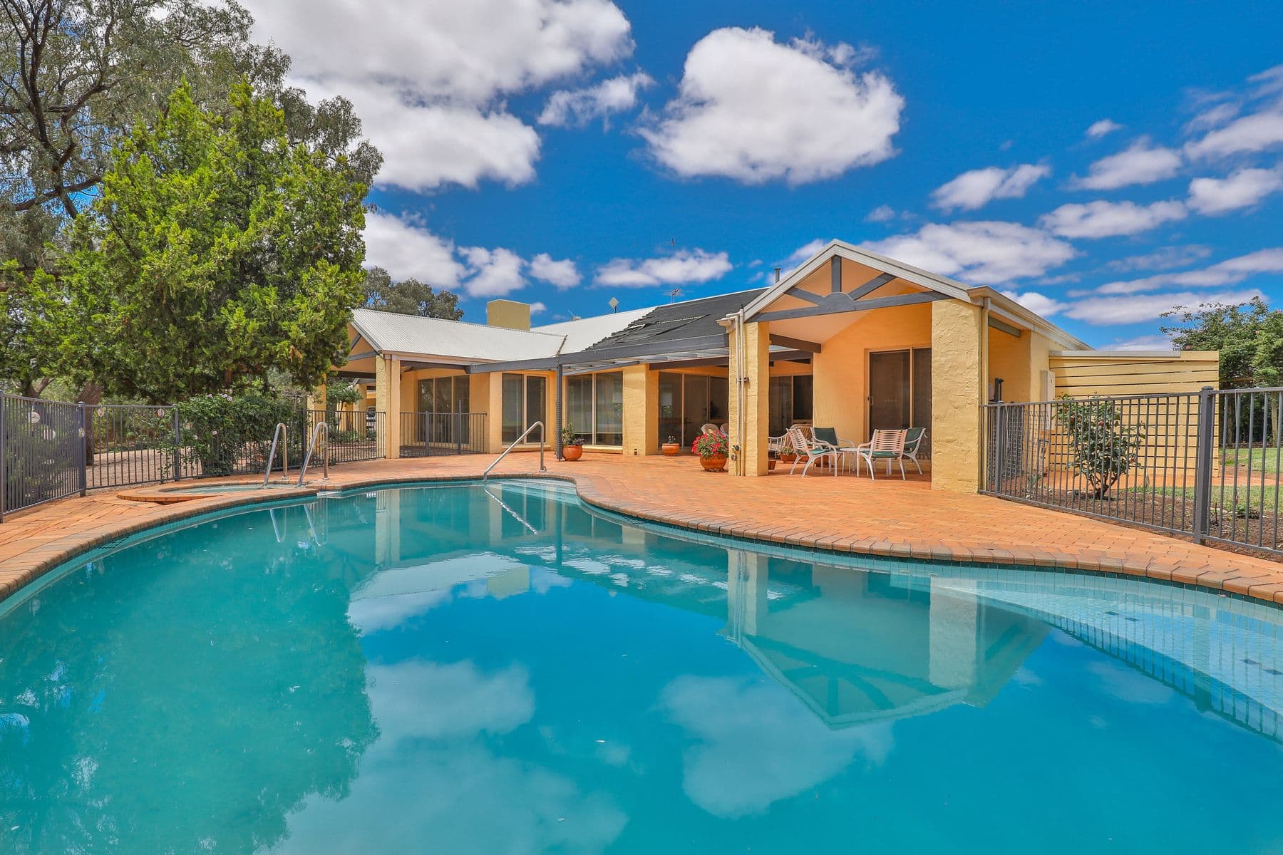 1416 Boonoonar Road, Colignan - Thumbnail 2