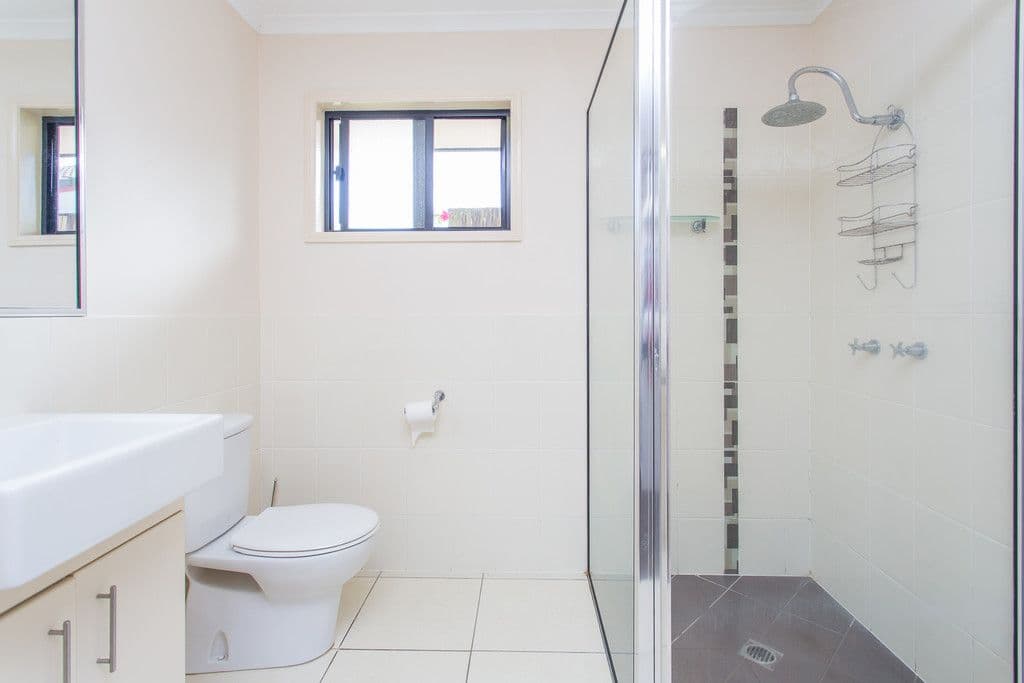 20 Victor Avenue, Glenella QLD 4740, Glenella - Thumbnail 6