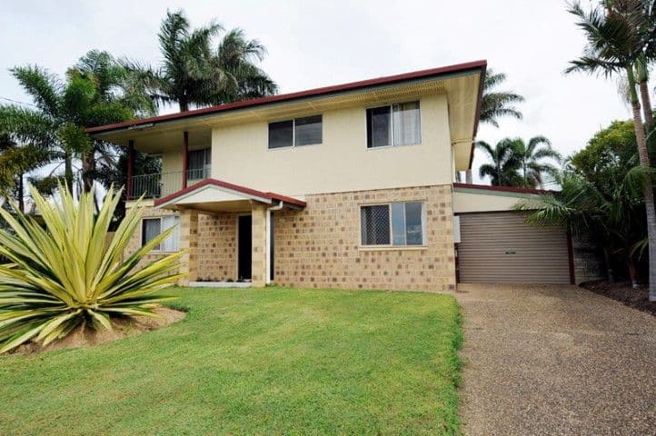 72 Aerodrome Road, CLINTON QLD 4680, Clinton - Image 1
