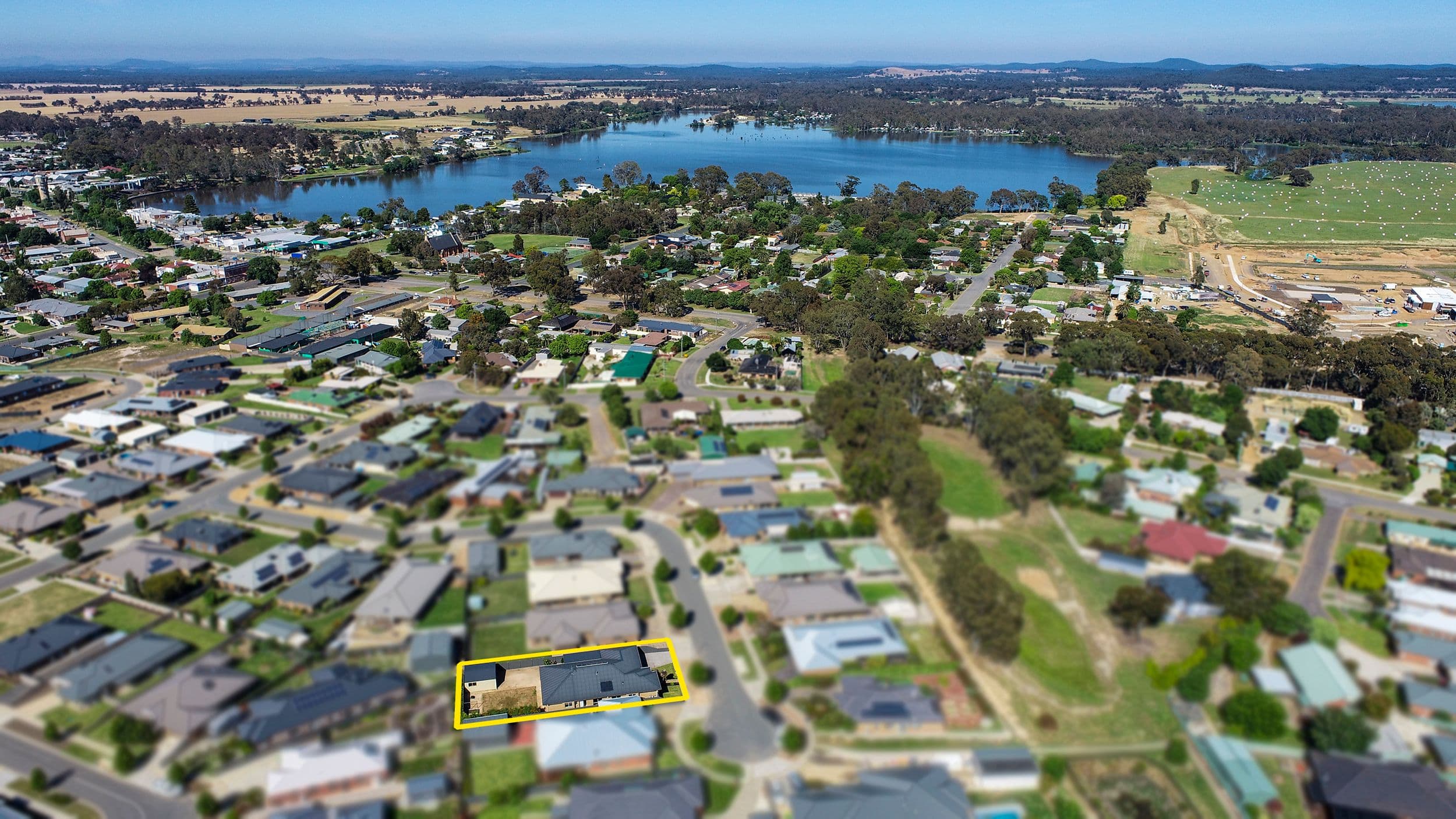 16 Curtis Court, Nagambie VIC 3608, Nagambie - Thumbnail 2