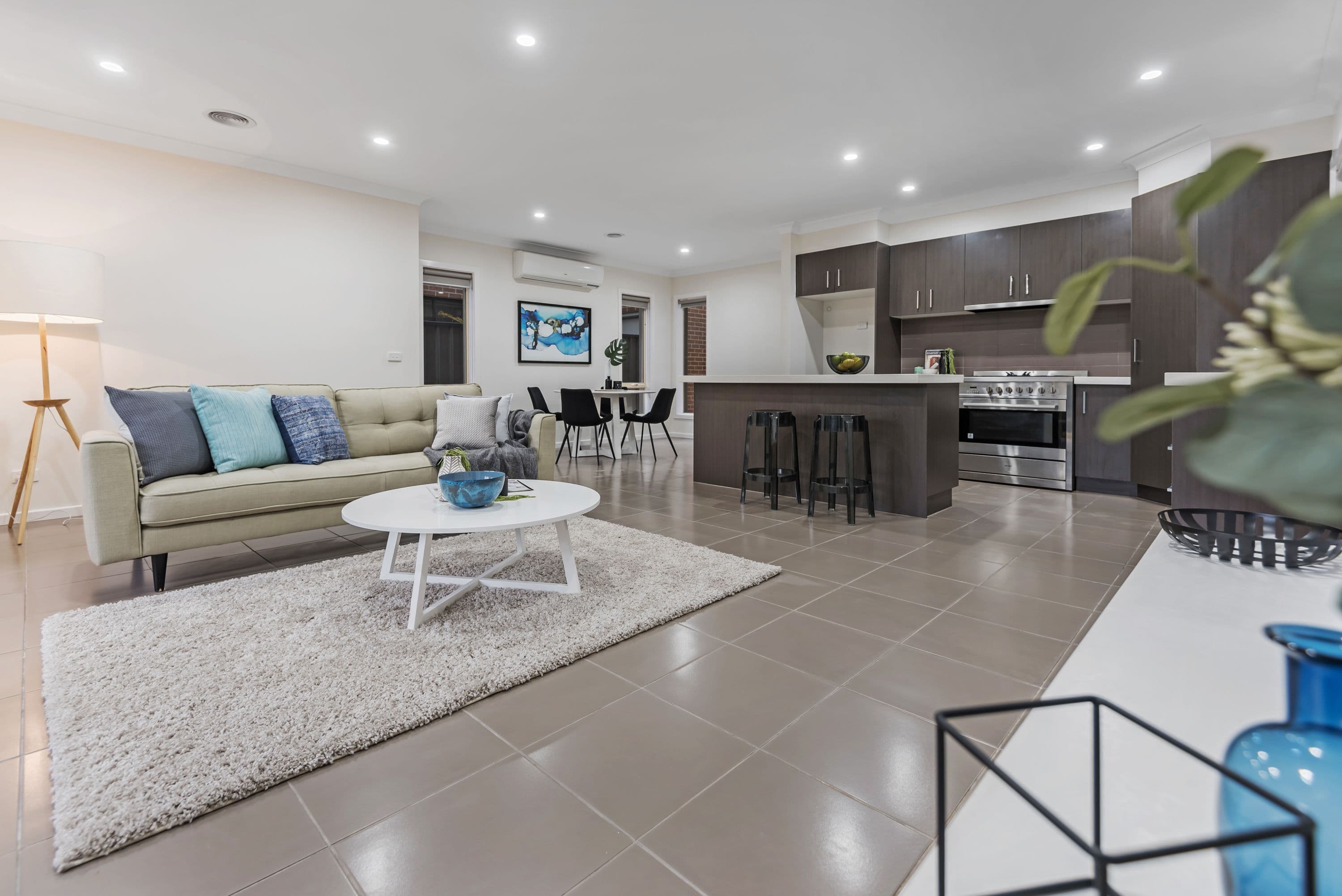 44 Highbury Circuit, Craigieburn VIC 3064, Craigieburn - Thumbnail 3