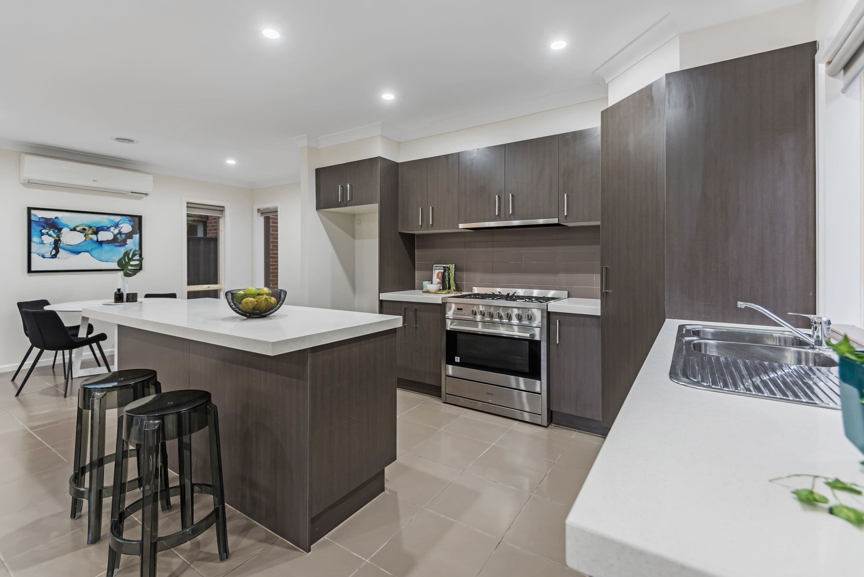 44 Highbury Circuit, Craigieburn VIC 3064, Craigieburn - Thumbnail 4