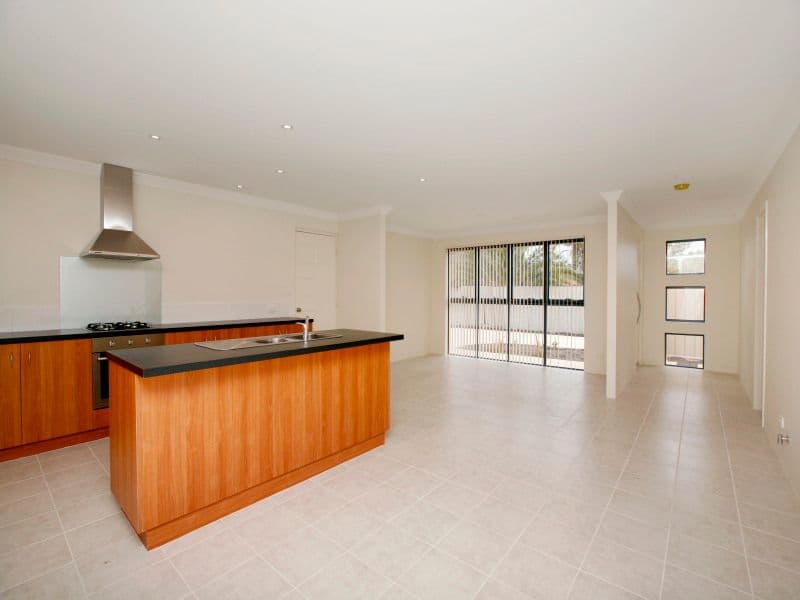 41B Devonshire Road, MORLEY WA 6062, Morley - Thumbnail 6