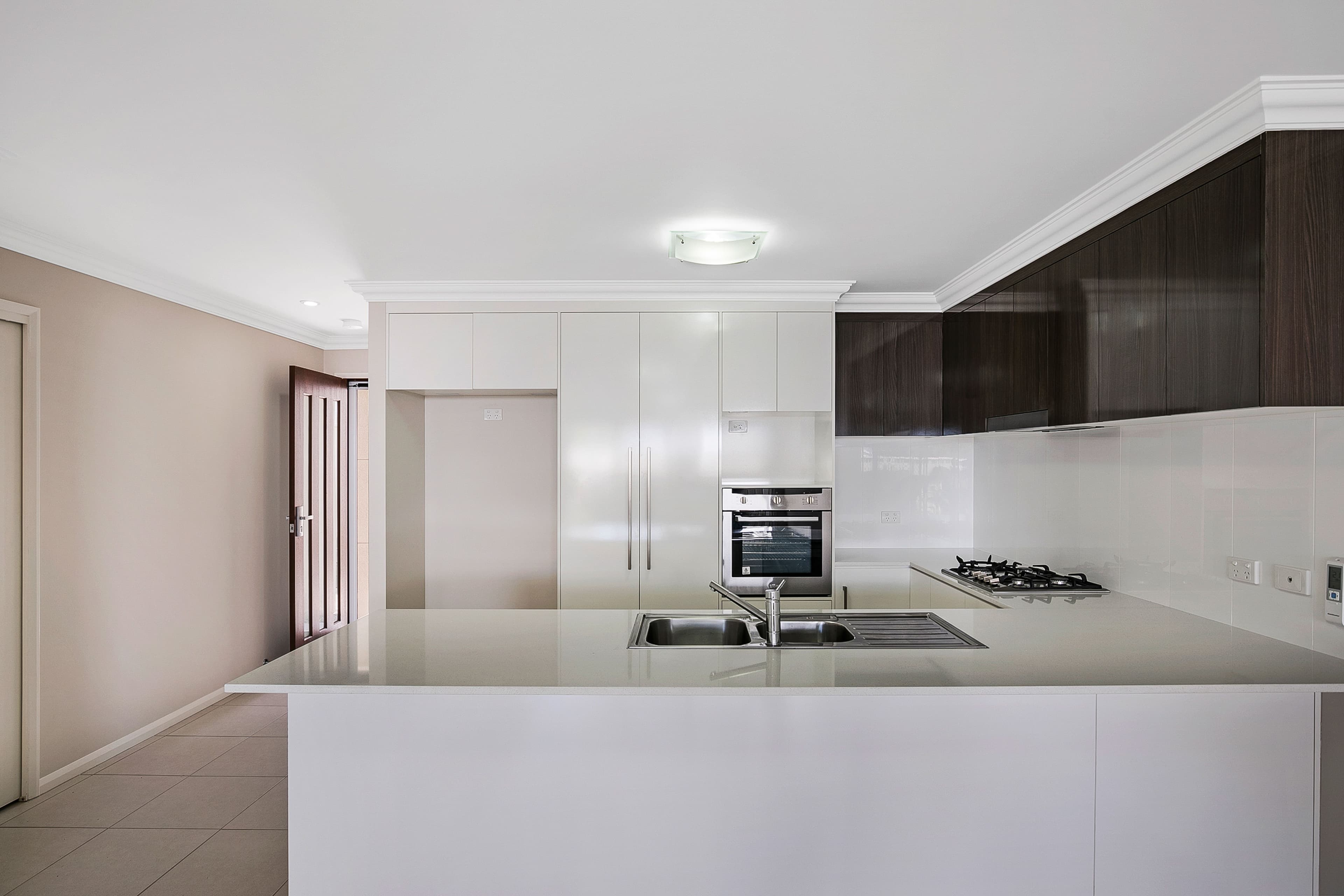 16 Rivett Street, South Toowoomba QLD 4350, South Toowoomba - Thumbnail 4