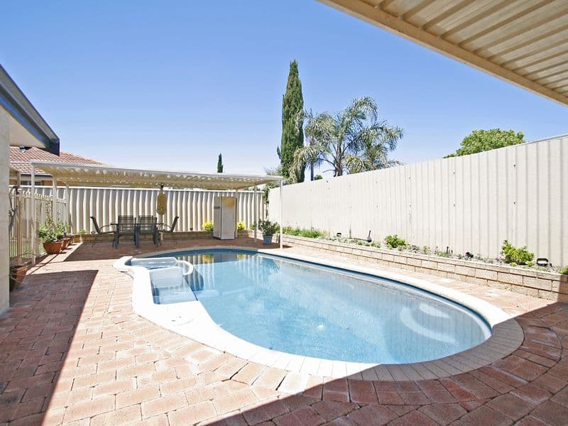 3 Sheridan Crescent, WILLETTON WA 6155, Willetton - Thumbnail 3