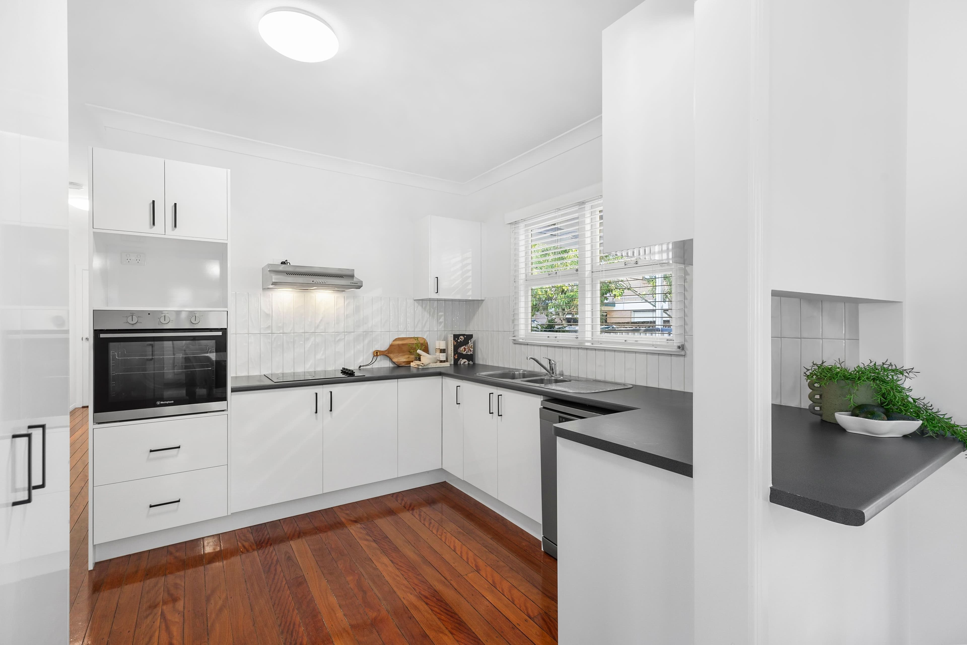 33 Gellibrand Street, Clayfield QLD 4011, Clayfield - Thumbnail 2