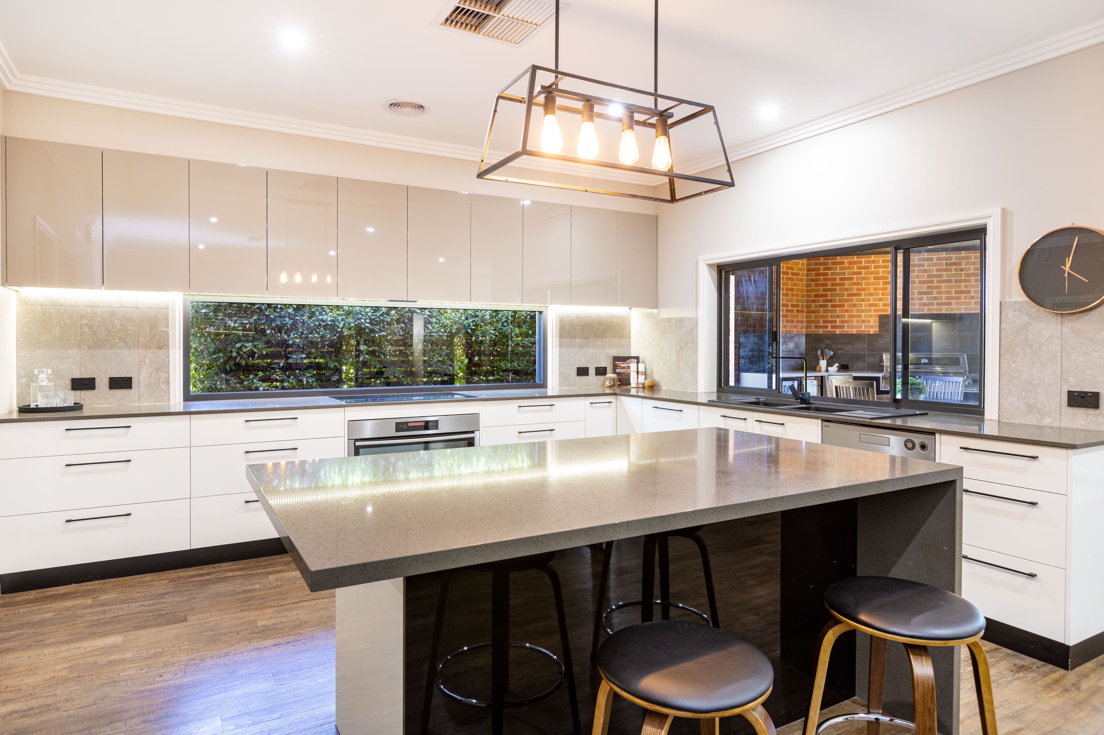 37 Olivia Drive, Mildura VIC 3500, Mildura - Thumbnail 2