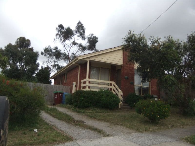 90 WARANA Drive, HAMPTON PARK VIC 3976, Hampton Park - Thumbnail 4