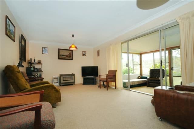 224 Hermitage Road, CRANLEY QLD 4350, Cranley - Thumbnail 4