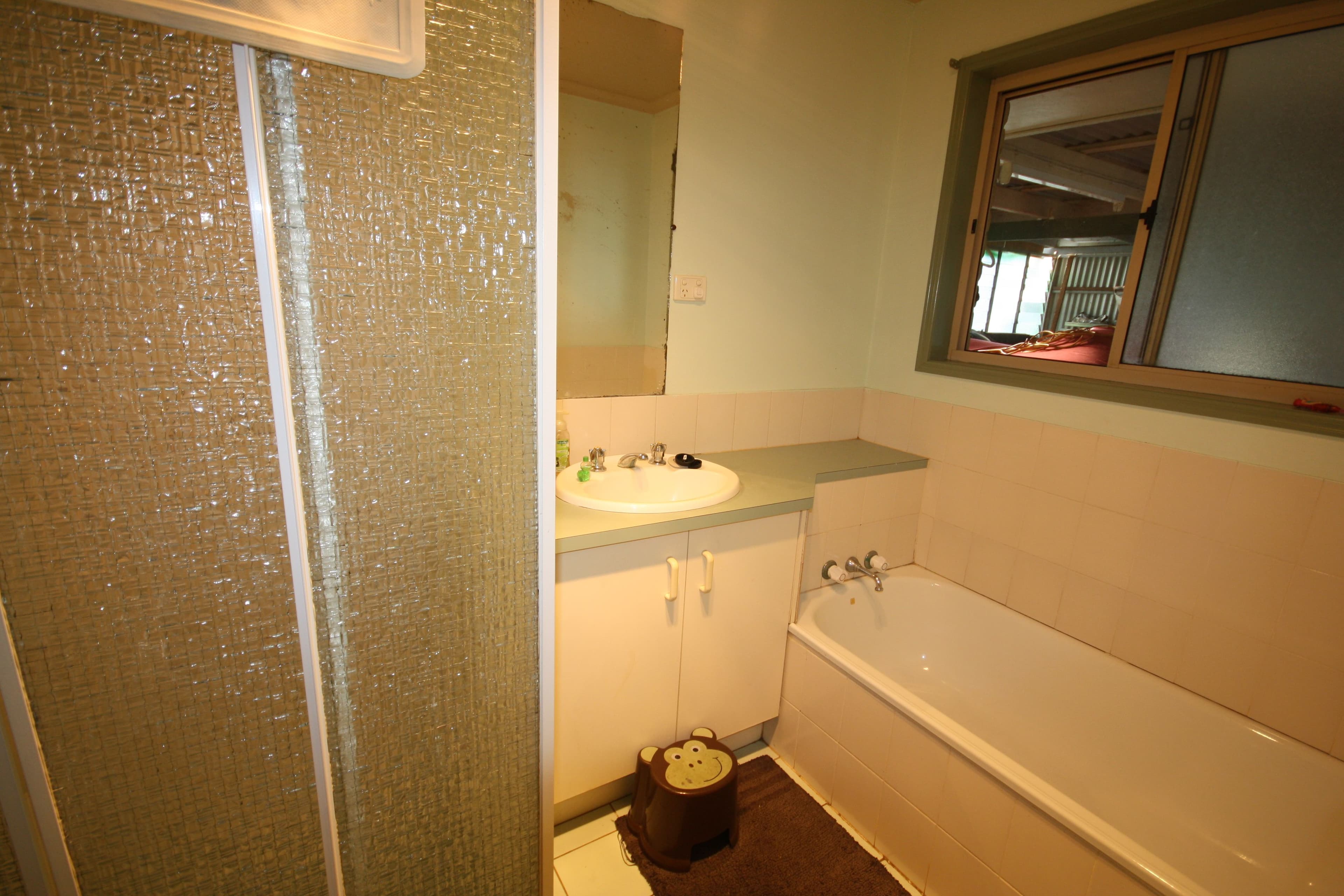 9 Frank McCauley Street, Mundubbera QLD 4626, Mundubbera - Thumbnail 3