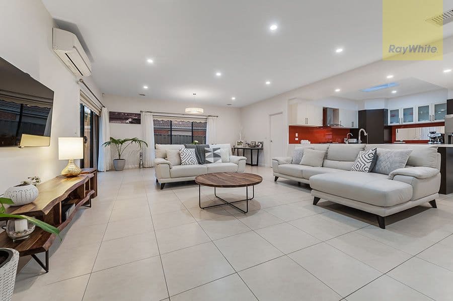 13 Elsternwick Way, Craigieburn VIC 3064, Craigieburn - Thumbnail 5