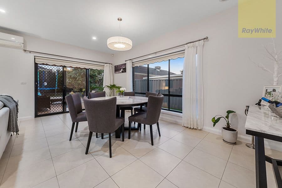 13 Elsternwick Way, Craigieburn VIC 3064, Craigieburn - Thumbnail 7