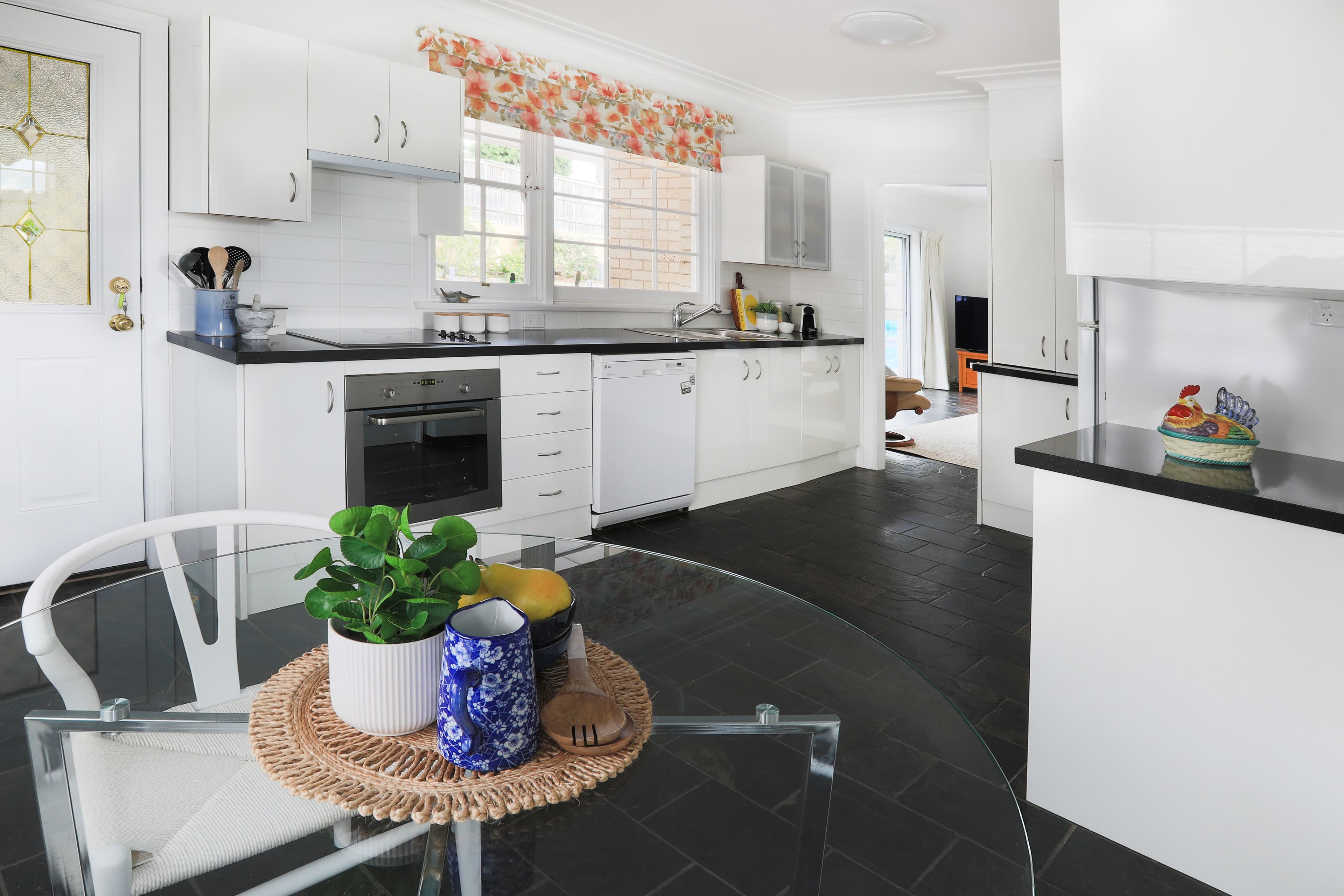 31 Londonderry Drive, Killarney Heights NSW 2087, Killarney Heights - Thumbnail 2