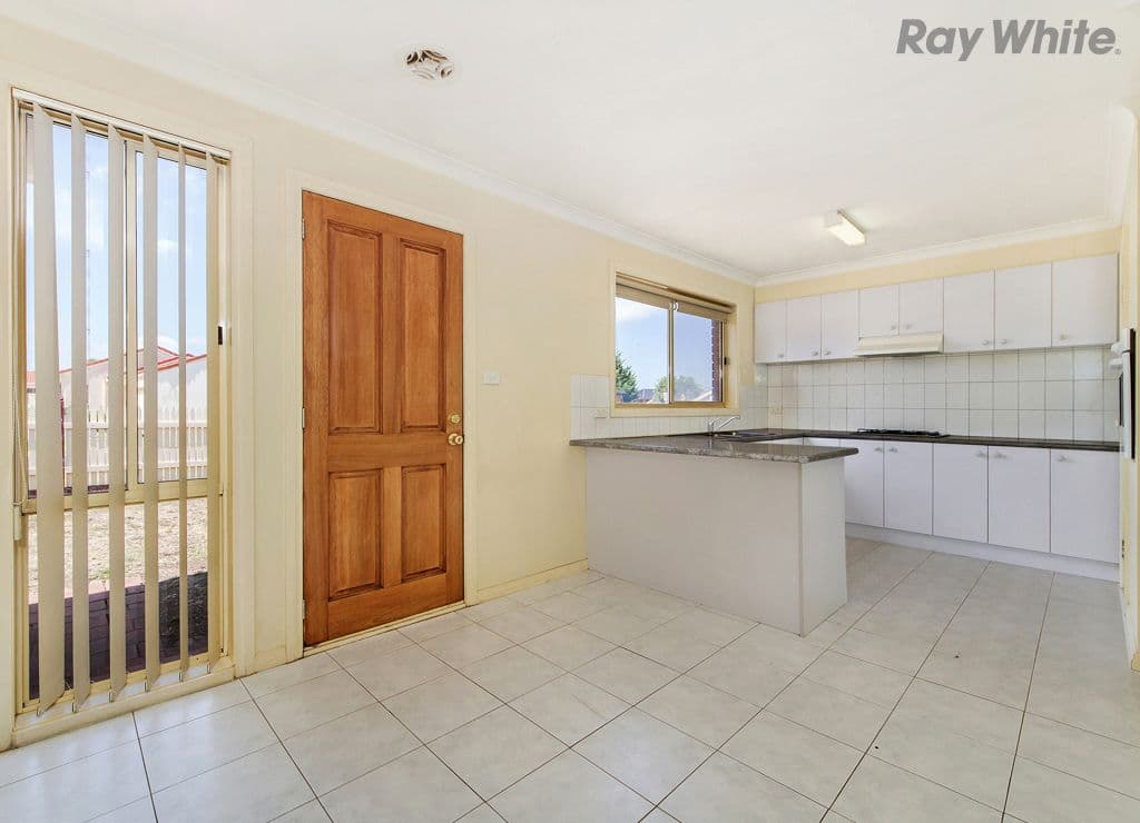 25 Yeats Drive, Delahey VIC 3037, Delahey - Thumbnail 4