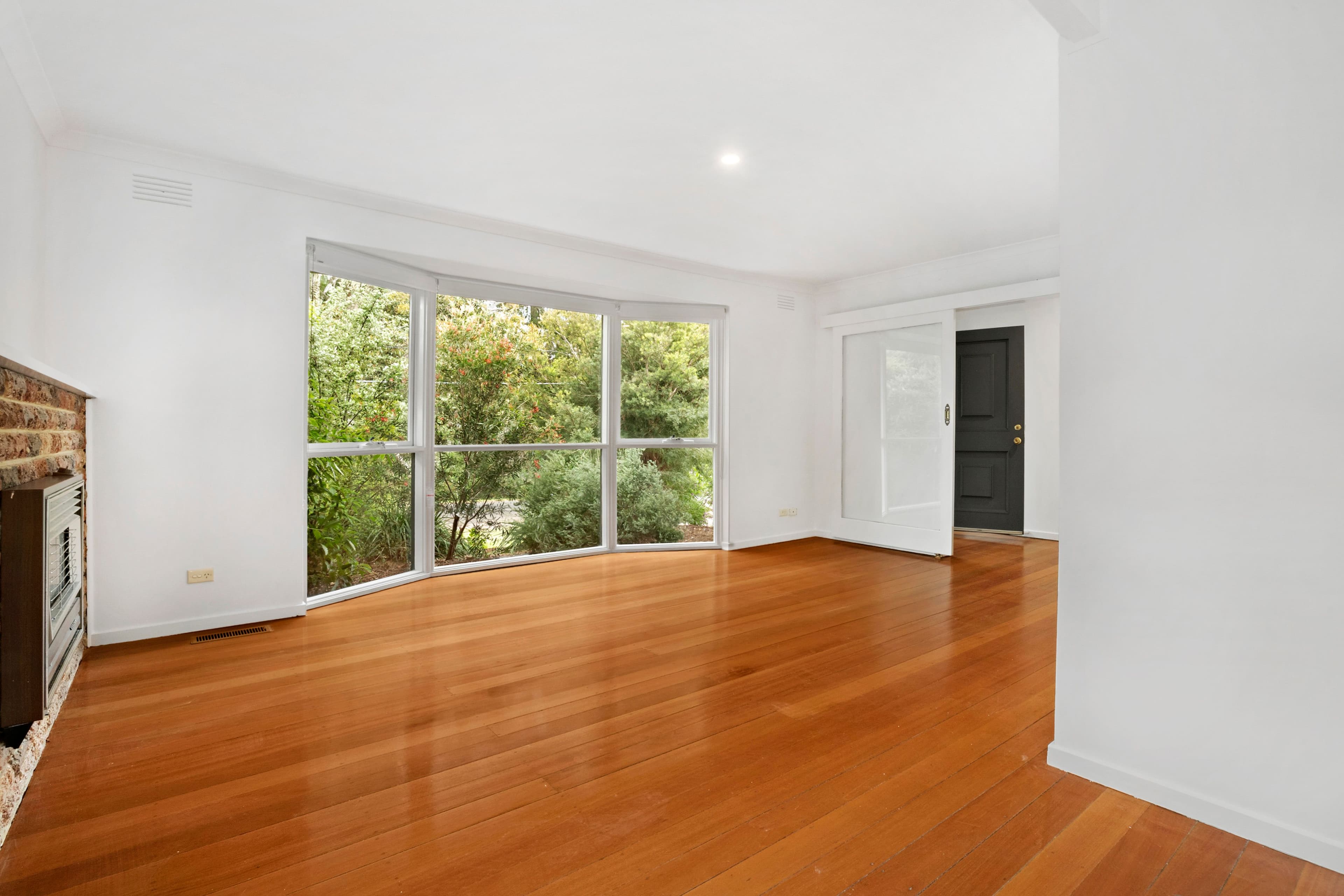 9 Old Lower Plenty Road, Viewbank VIC 3084, Viewbank - Thumbnail 4