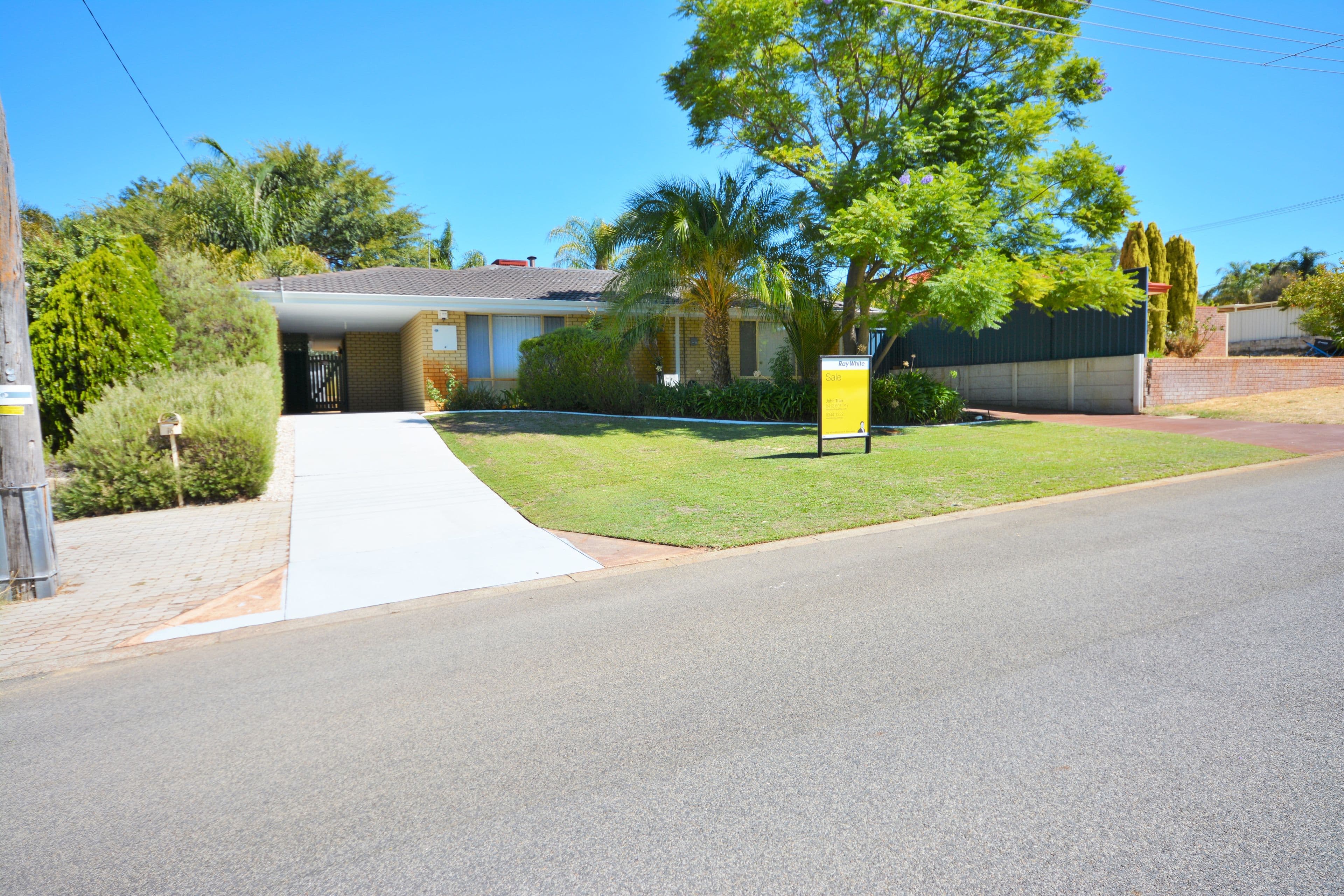 10 Oakleaf Circle, Mirrabooka WA 6061, Mirrabooka - Thumbnail 2