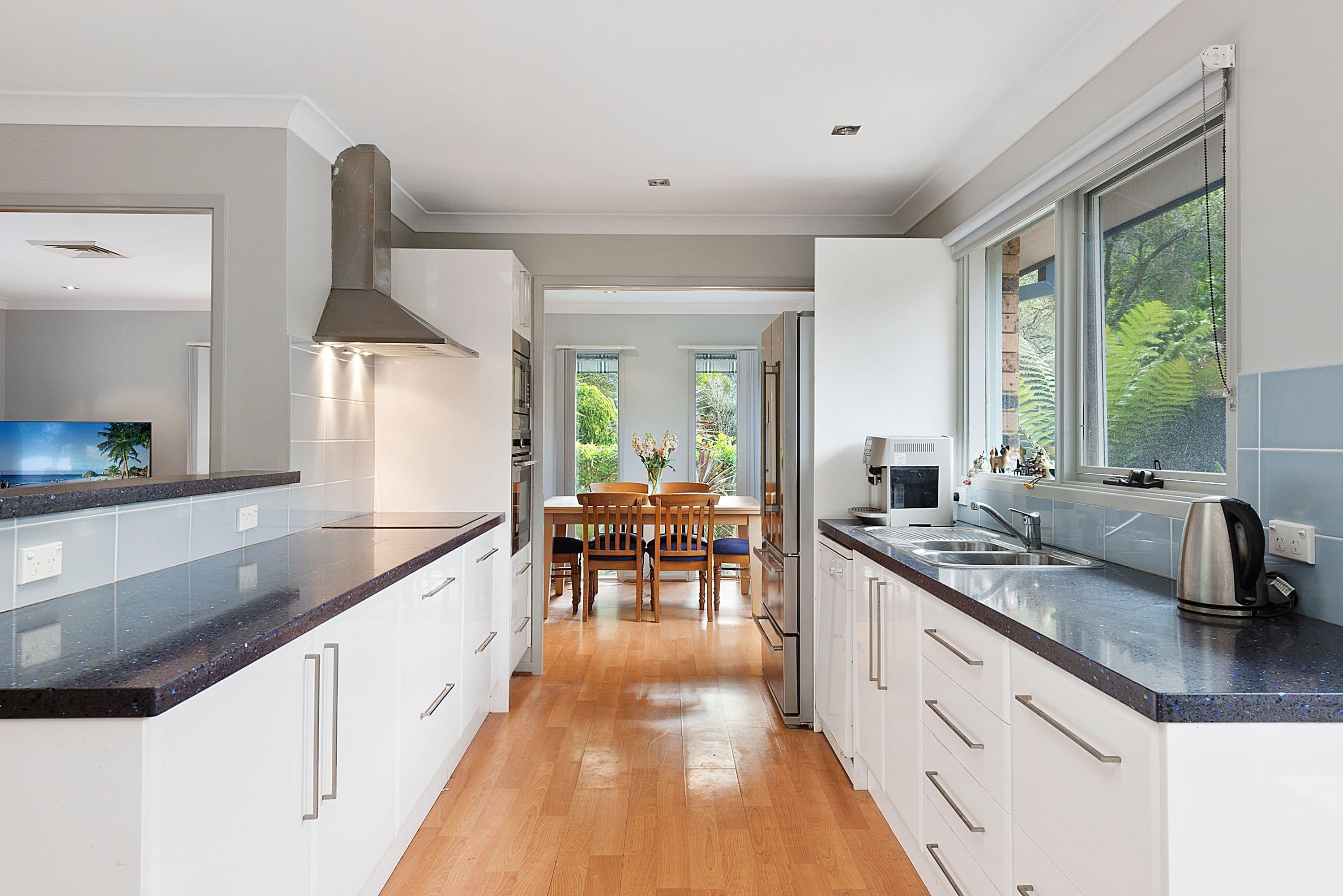 27 Valley Road, Hornsby - Thumbnail 4