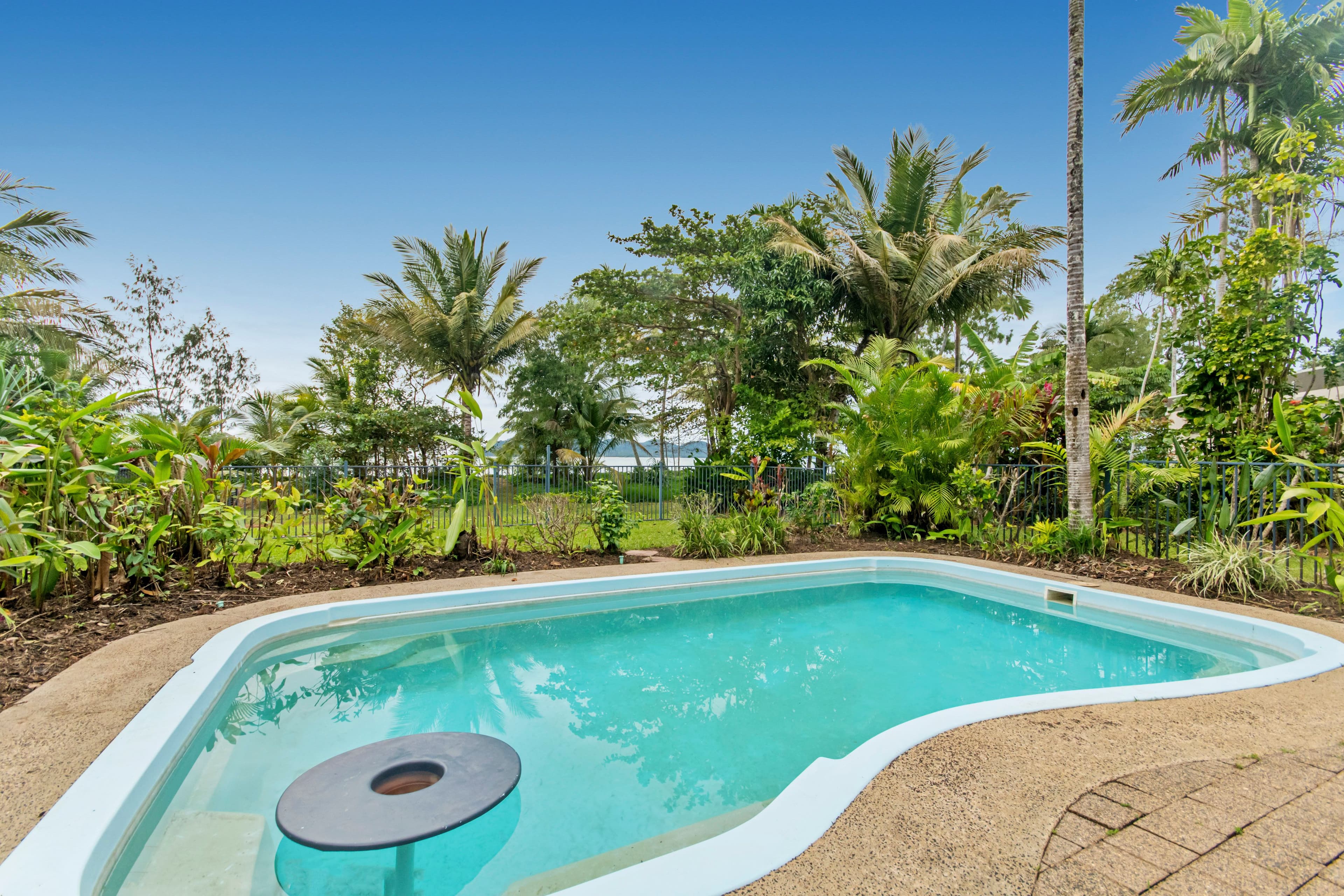 8a Reid Road, Wongaling Beach QLD 4852, Wongaling Beach - Thumbnail 4