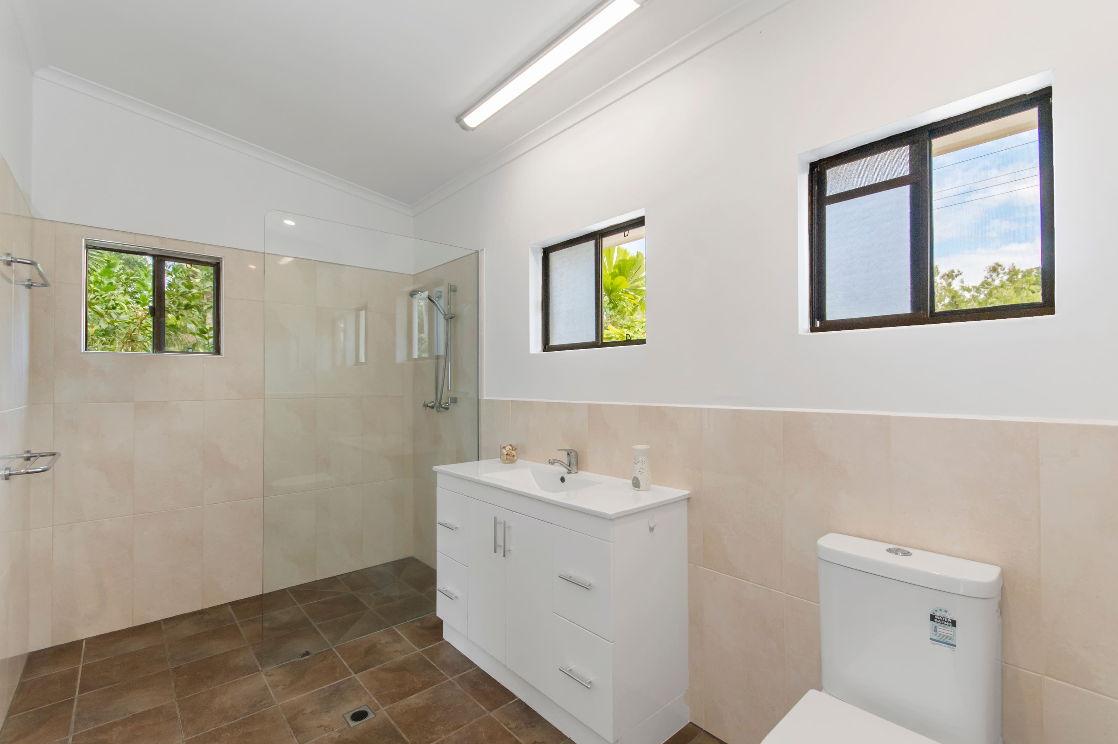 8a Reid Road, Wongaling Beach QLD 4852, Wongaling Beach - Thumbnail 8