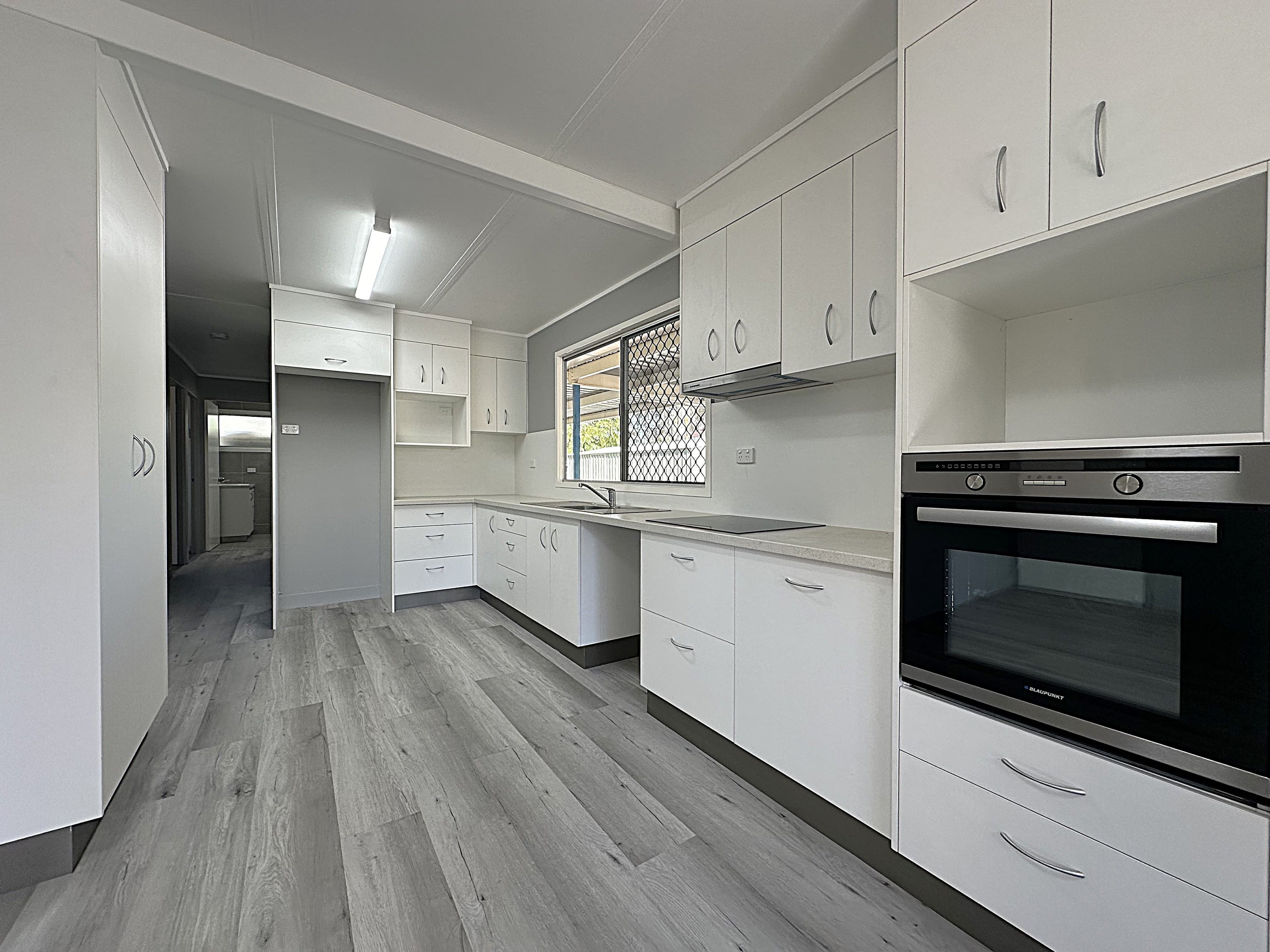 52 Willow Street, Barcaldine QLD 4725, Barcaldine - Image 1
