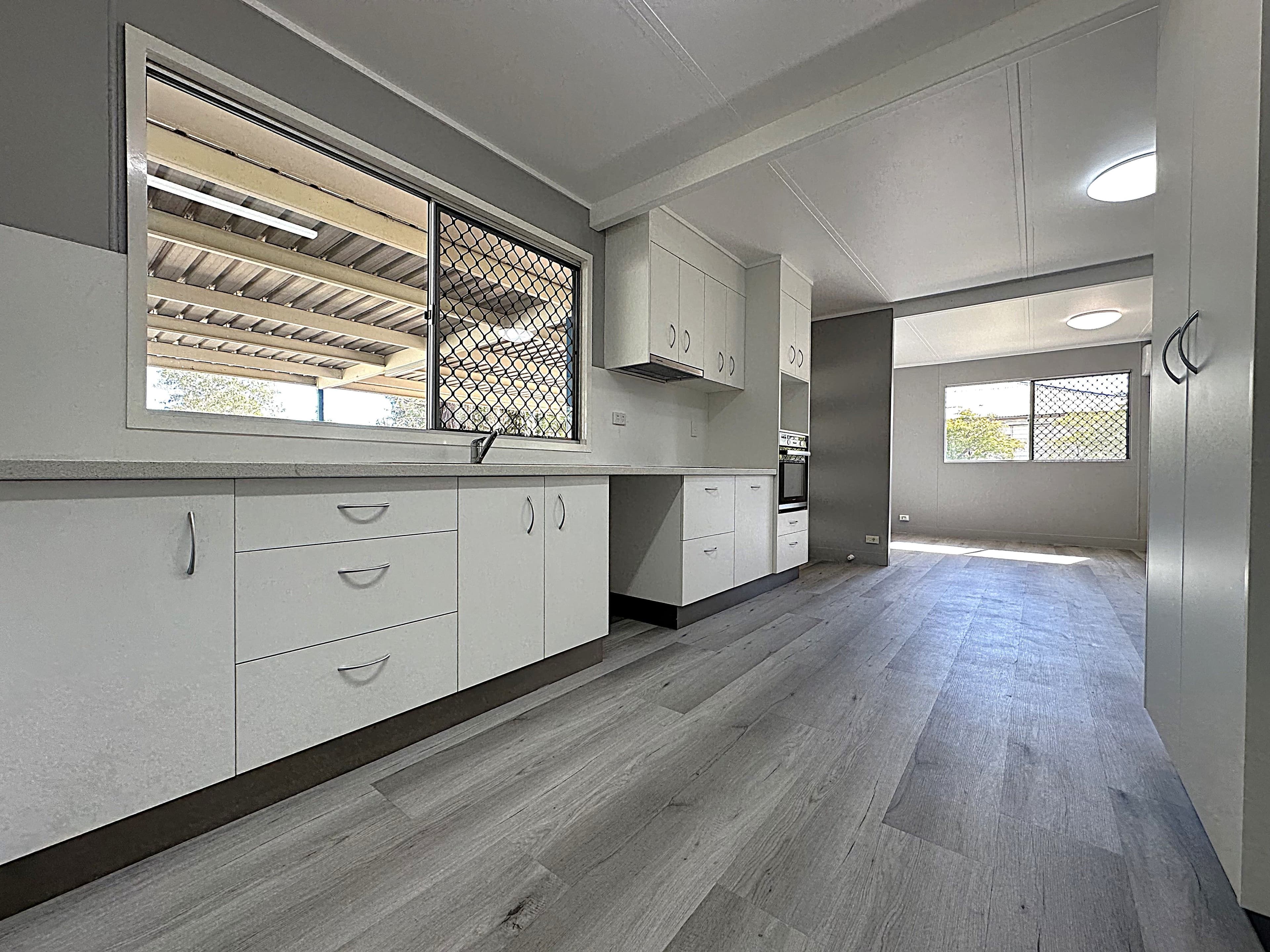 52 Willow Street, Barcaldine QLD 4725, Barcaldine - Thumbnail 5