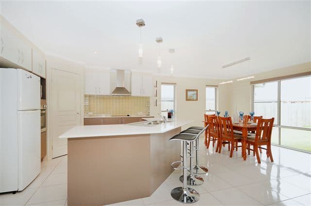 19 Kalimna Drive, HIGHFIELDS QLD 4352, Highfields - Thumbnail 6