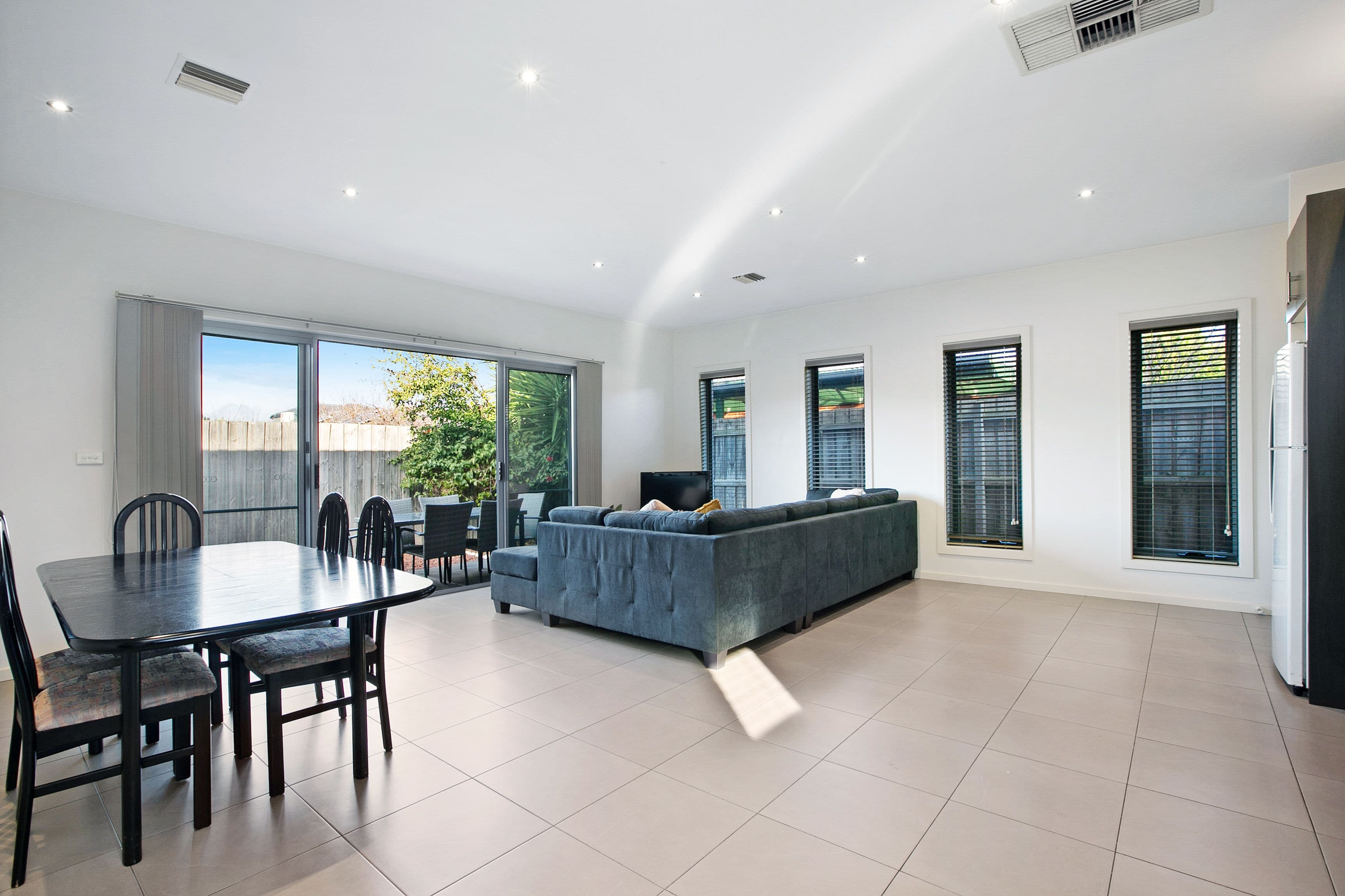 17 Central Avenue, Thomastown VIC 3074, Thomastown - Thumbnail 3