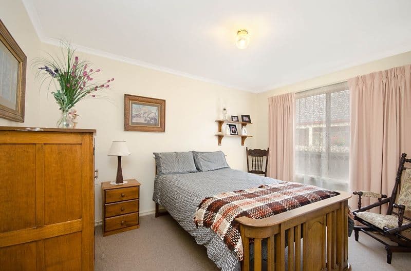 32 Evelyn Crescent, WARRNAMBOOL VIC 3280, Warrnambool - Thumbnail 8