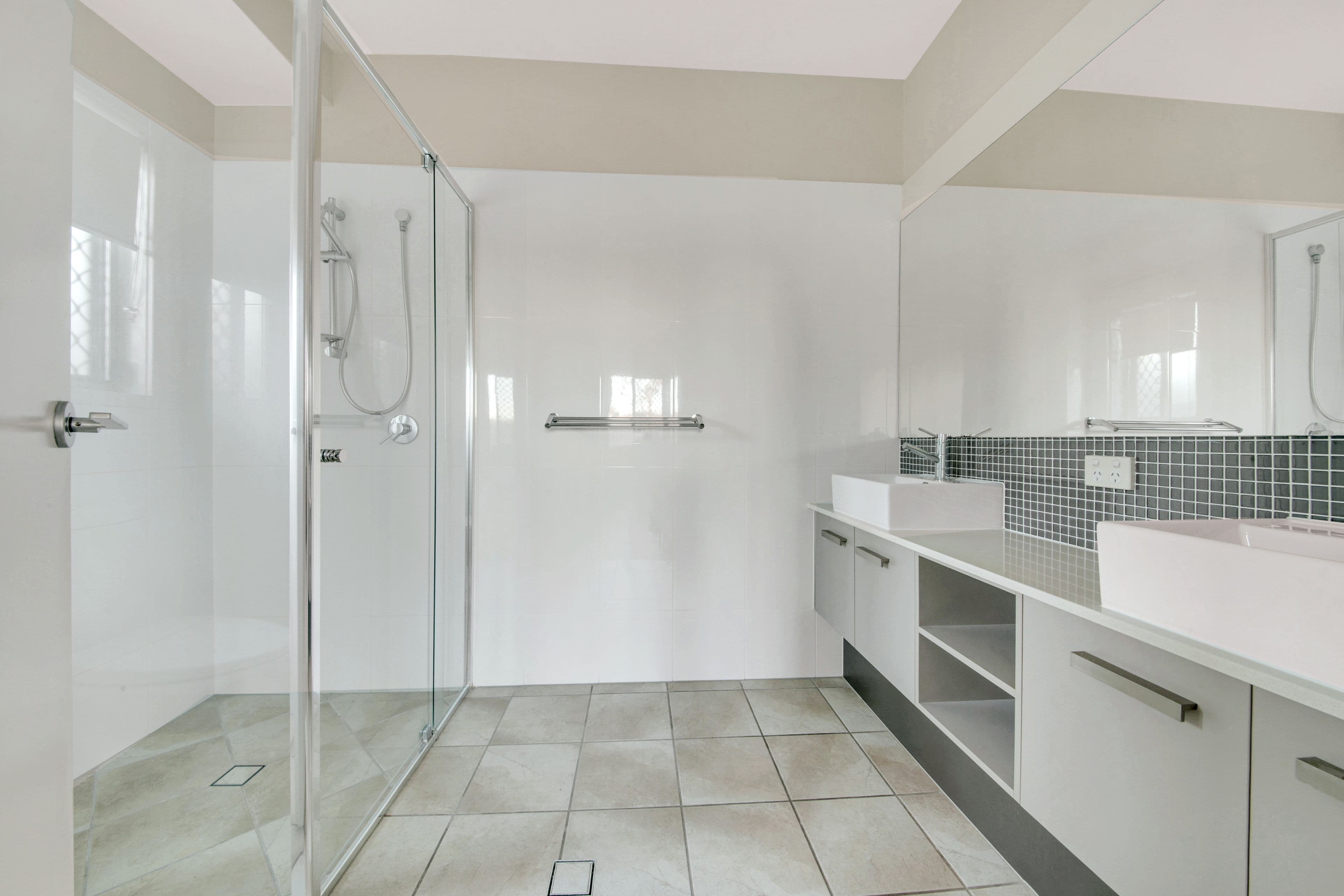 147 Emmadale Drive, New Auckland QLD 4680, New Auckland - Thumbnail 6