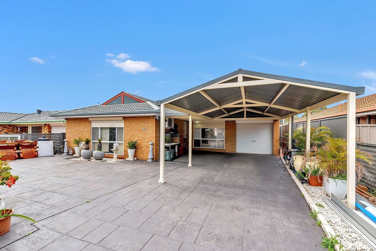 11 Jabiru Street, Green Valley - Image 1