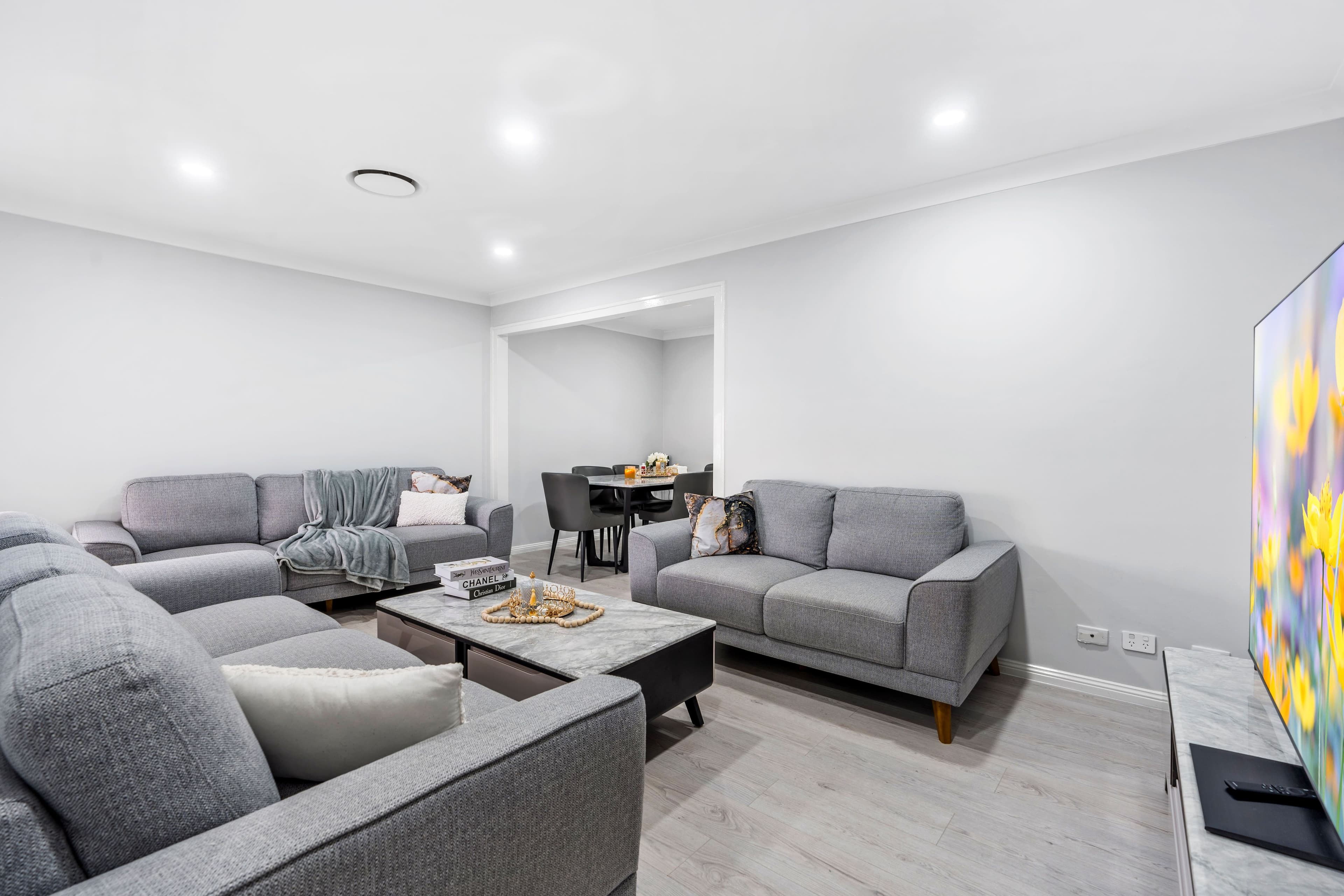 8 Kilcarn Place, Wakeley NSW 2176, Wakeley - Thumbnail 2