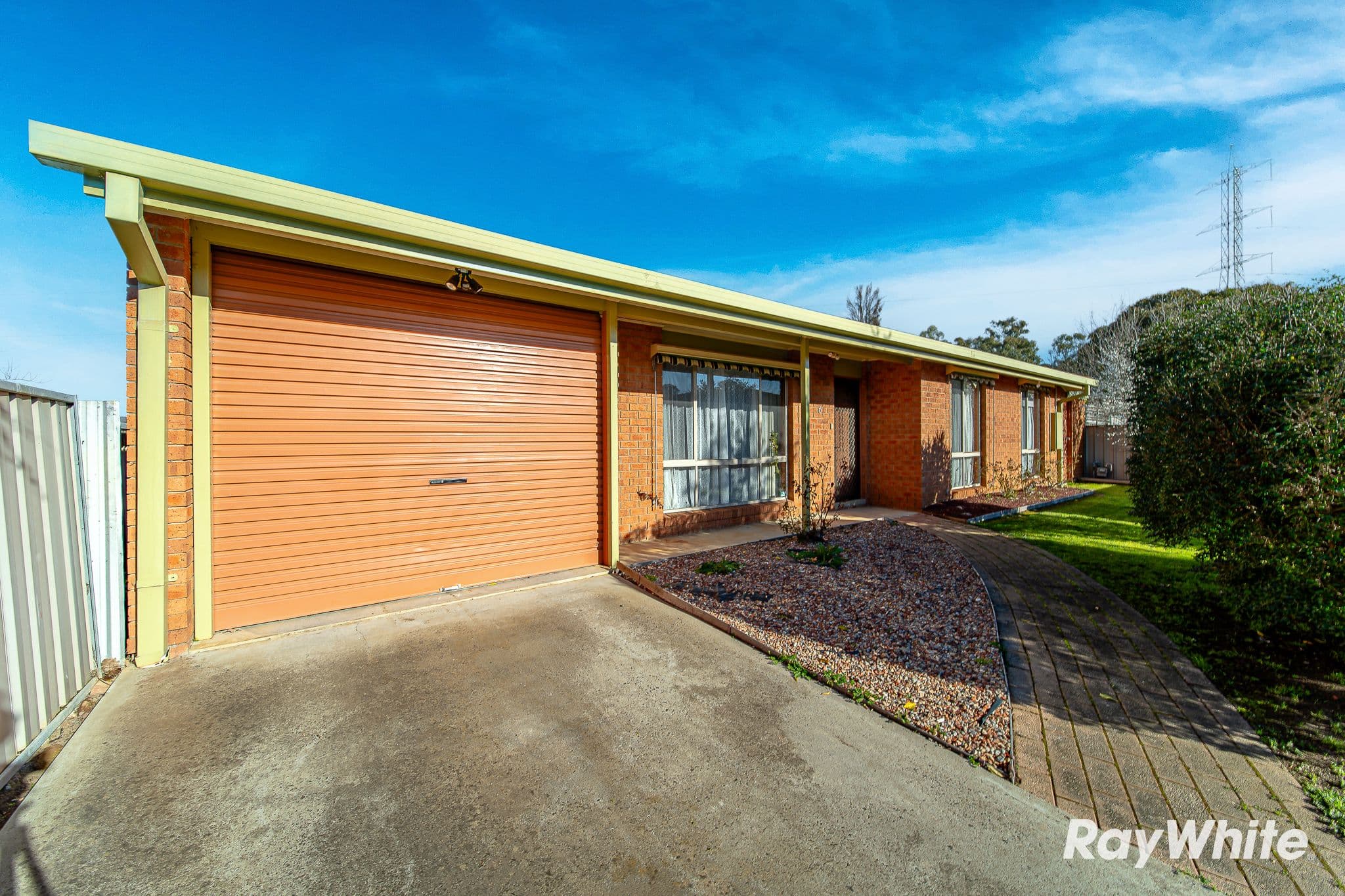 15 Paterson Street, Quarry Hill VIC 3550, Quarry Hill - Thumbnail 2