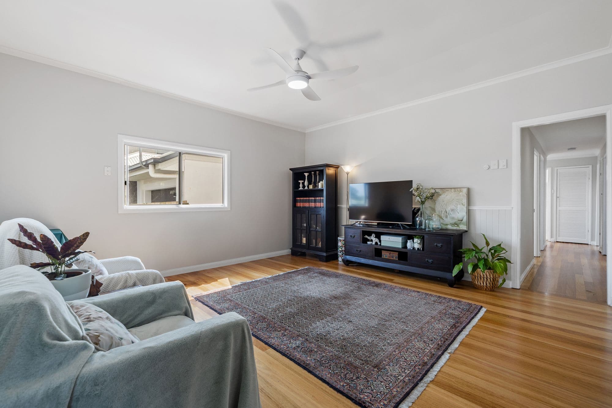 102 Scarborough Road, Redcliffe QLD 4020, Redcliffe - Thumbnail 3