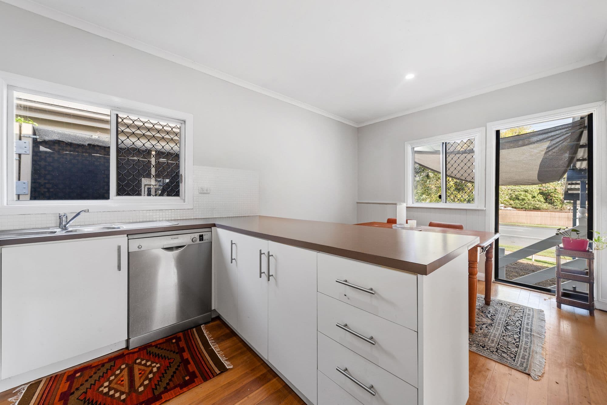 102 Scarborough Road, Redcliffe QLD 4020, Redcliffe - Thumbnail 6