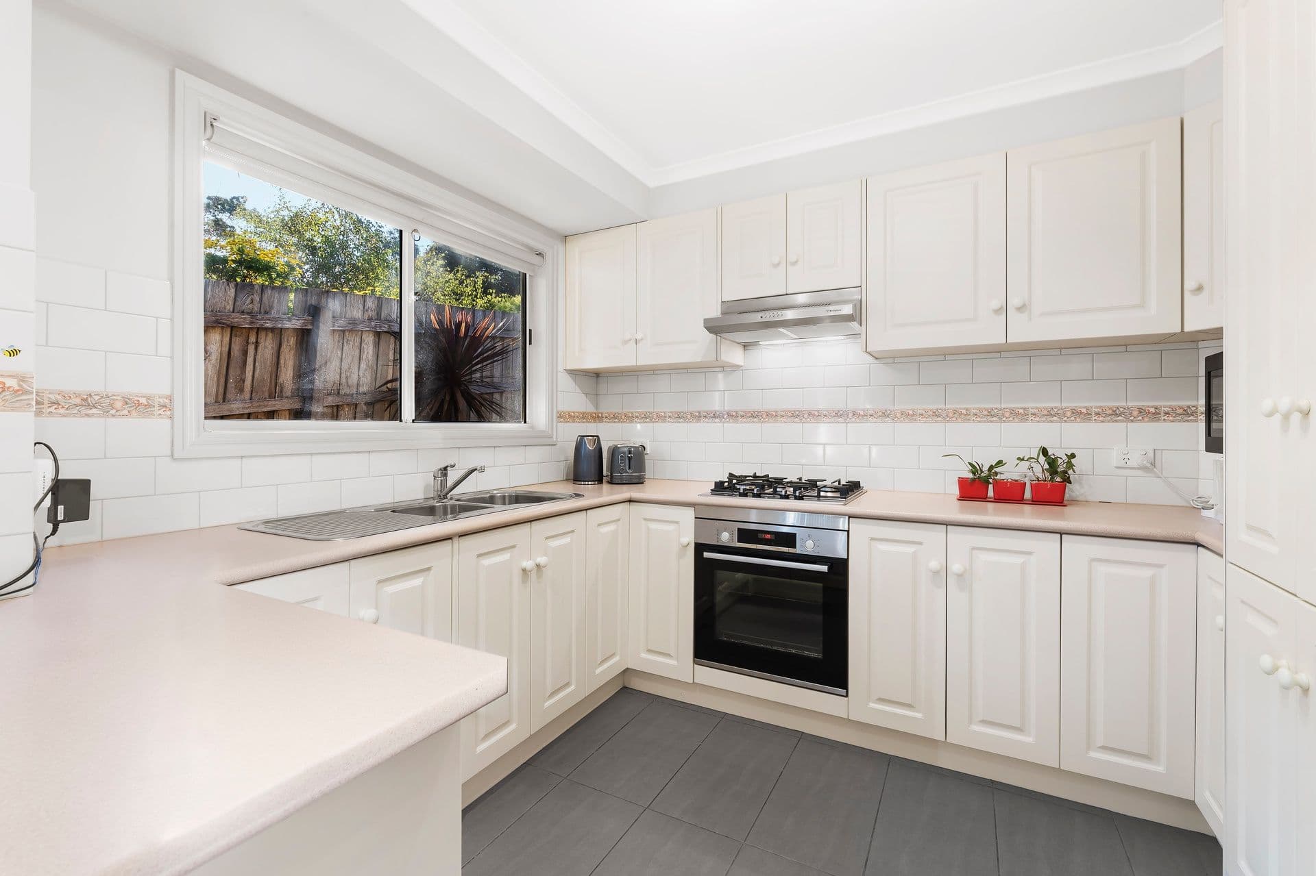 6 Edmonds Street, Diamond Creek VIC 3089, Diamond Creek - Thumbnail 3