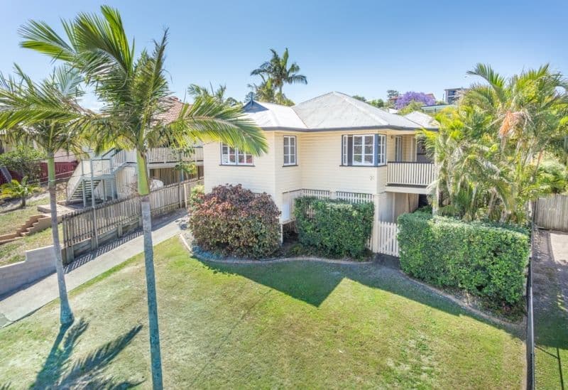 31 Thuruna Street, STAFFORD QLD 4053, Stafford - Thumbnail 2