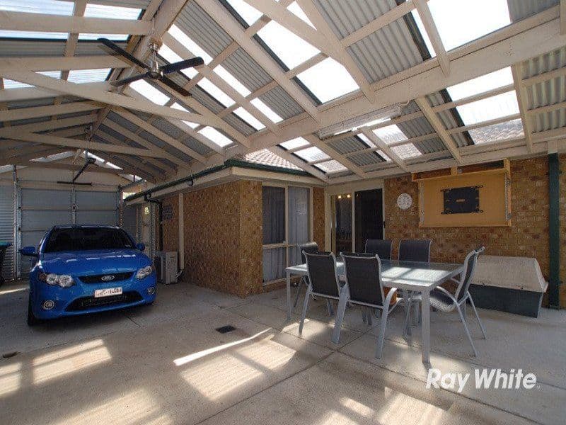 52 Amber Crescent, NARRE WARREN VIC 3805, Narre Warren - Thumbnail 3