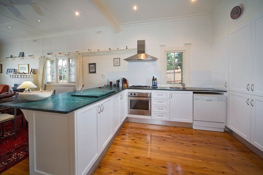 20 Linkview Avenue, BLACKHEATH NSW 2785, Blackheath - Thumbnail 4