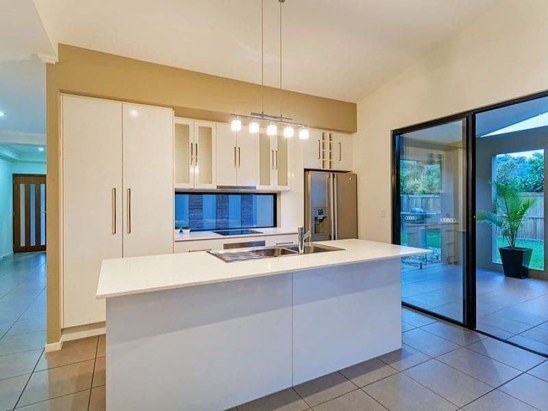 119 Roberts Drive, Trinity Beach QLD 4879, Trinity Beach - Thumbnail 2