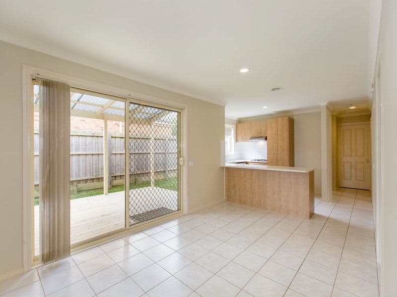 6 Meadow Crest Circuit, MOUNT MARTHA VIC 3934, Mount Martha - Thumbnail 2