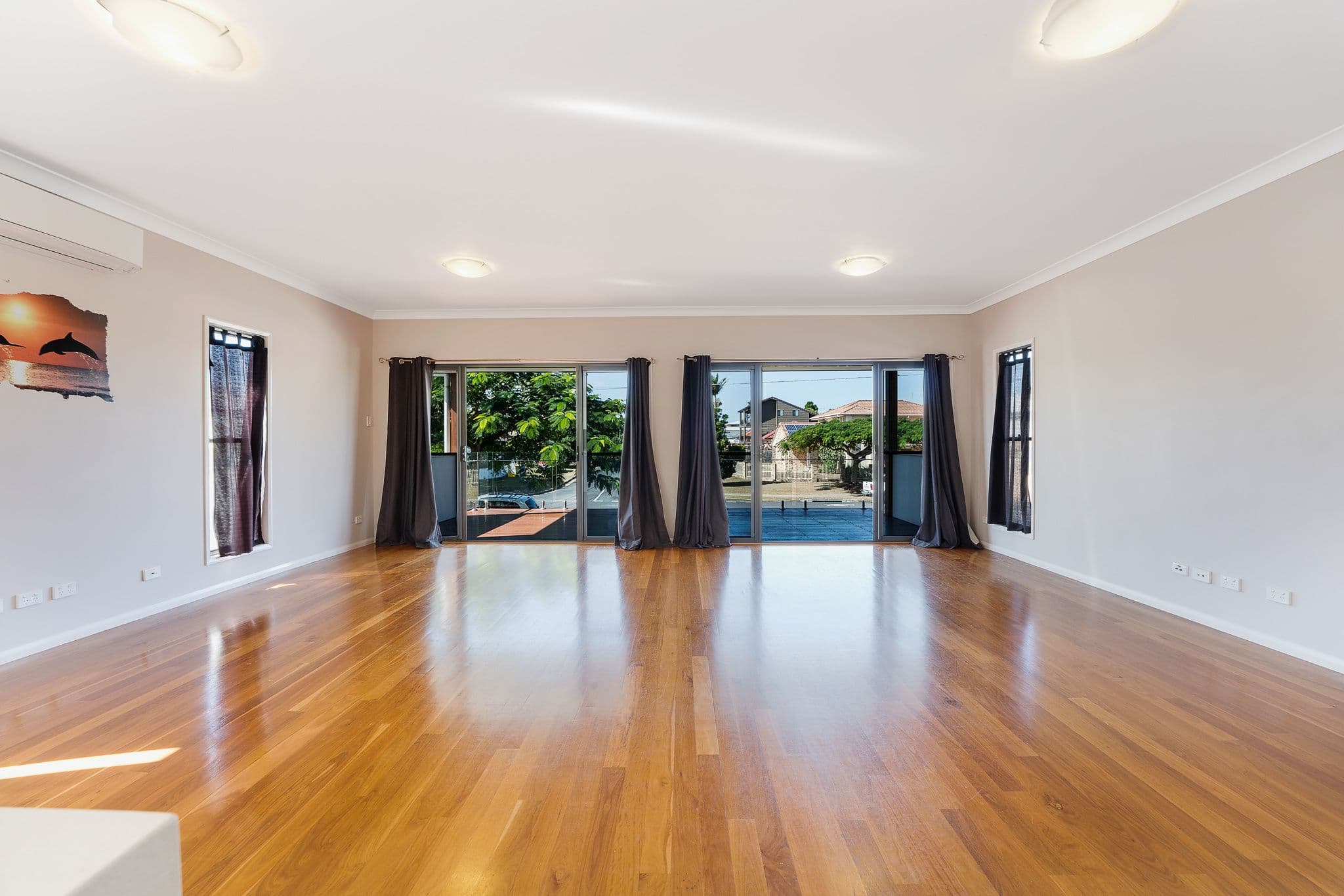 33 Victoria Avenue, Woody Point QLD 4019, Woody Point - Thumbnail 3