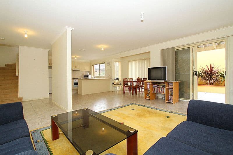 44 Pickett Street, RESERVOIR VIC 3073, Reservoir - Thumbnail 2