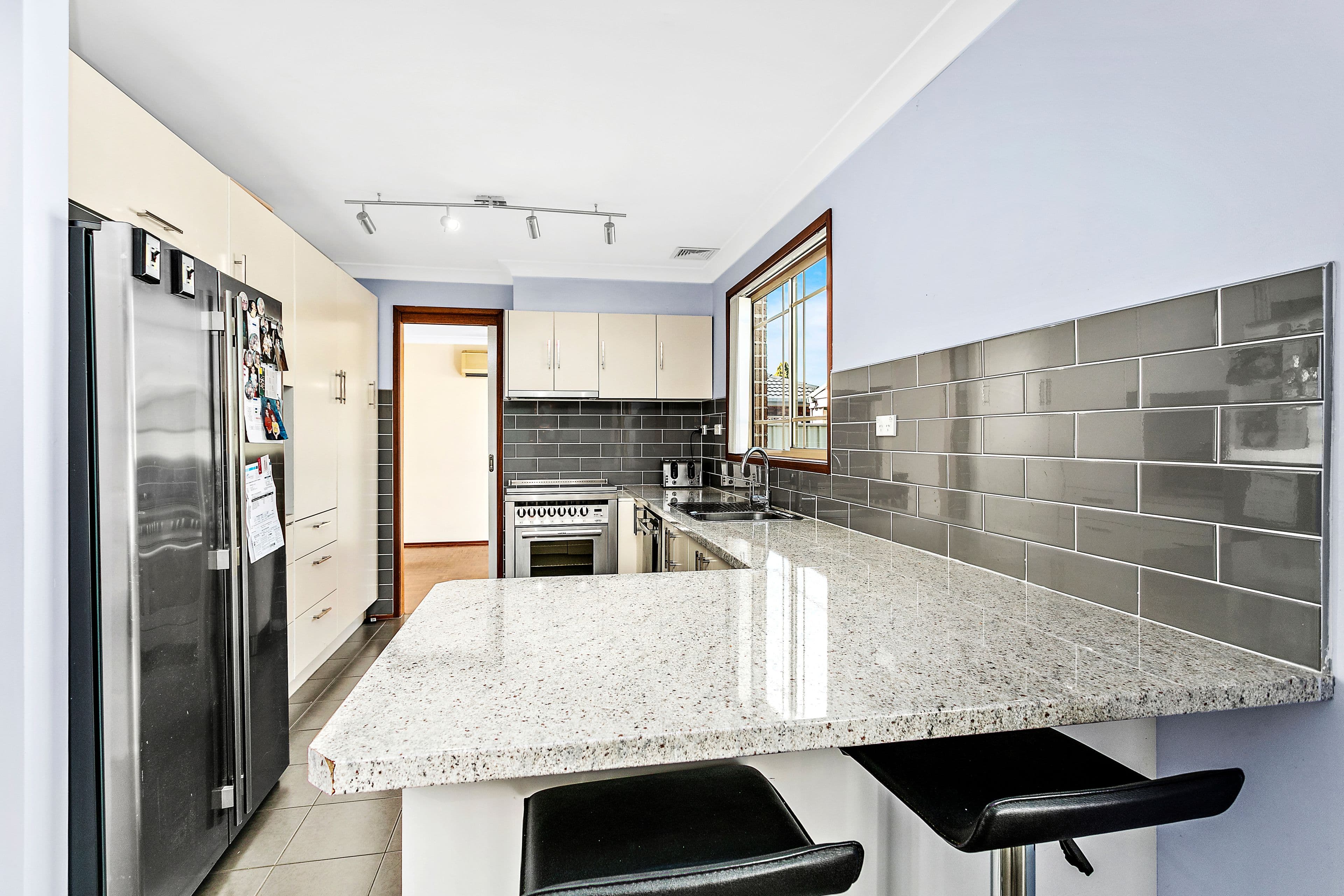 14 Barcoo Circuit, Albion Park - Thumbnail 2