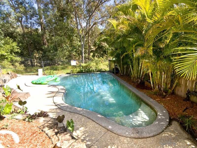 6 Cowell Drive, BURLEIGH HEADS QLD 4220, Burleigh Heads - Image 1