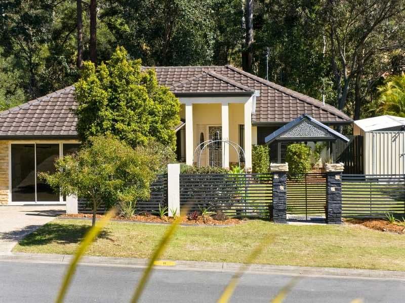 6 Cowell Drive, BURLEIGH HEADS QLD 4220, Burleigh Heads - Thumbnail 2