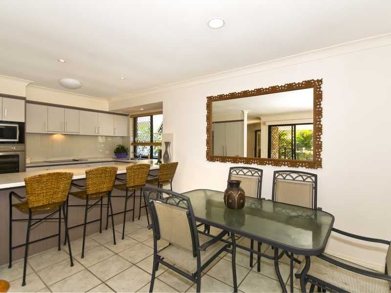 6 Cowell Drive, BURLEIGH HEADS QLD 4220, Burleigh Heads - Thumbnail 8